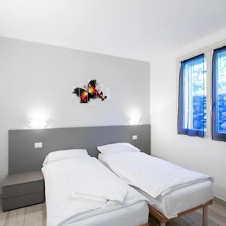 La Collinetta View Apartament Vercana